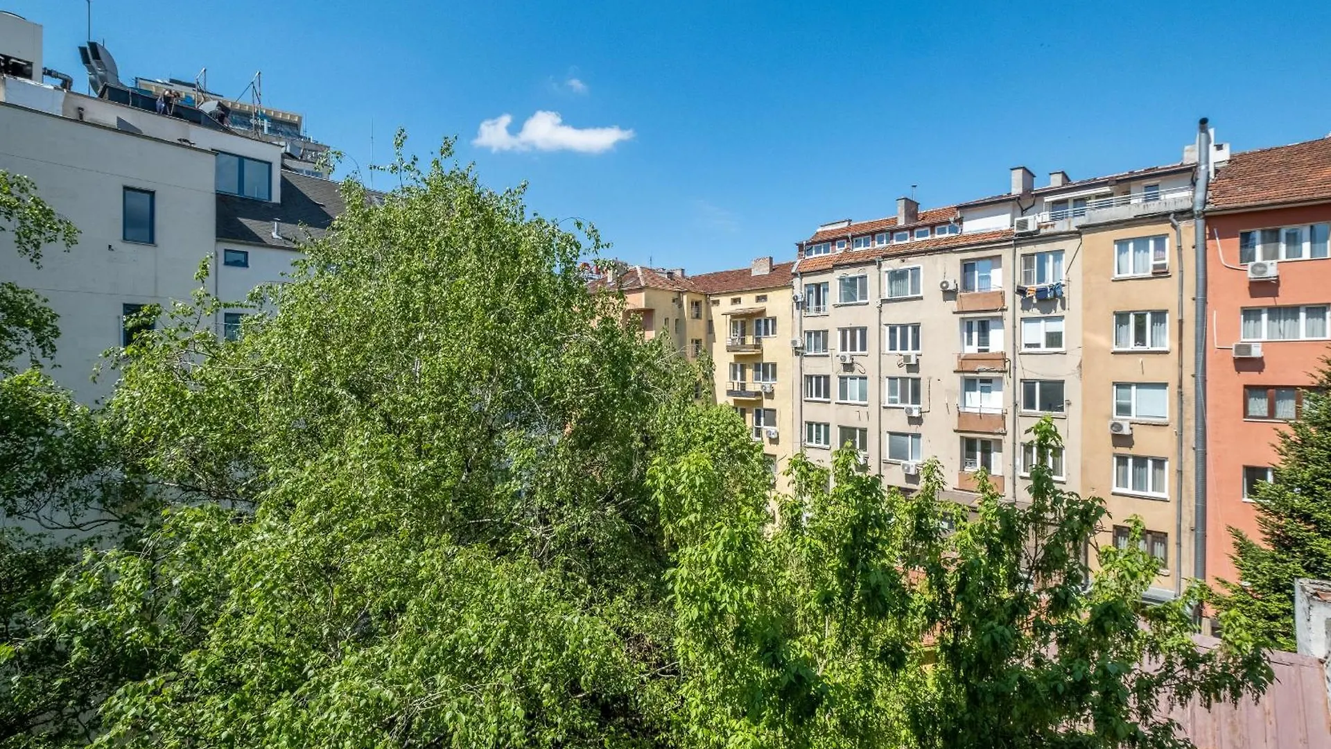 Town Place - 1 Bedroom Apartment Sofia Bulgaria